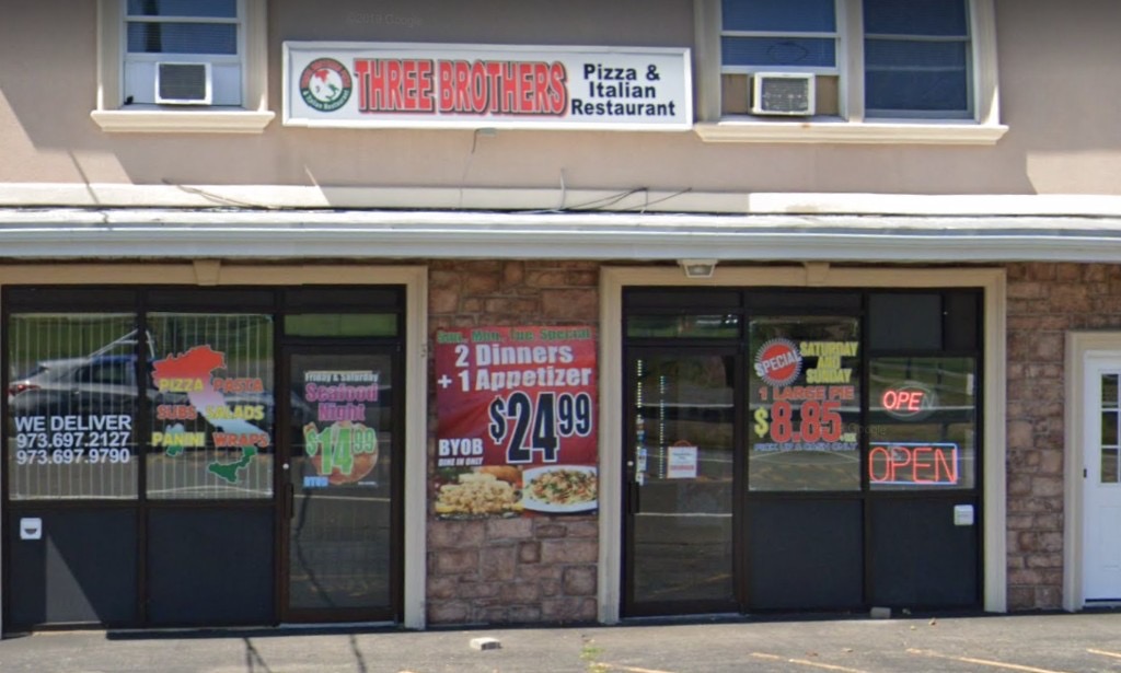Three Brothers Pizza & Italian Restaurant storefront at 5531 Berkshire Valley Rd in Oak Ridge, New Jersey